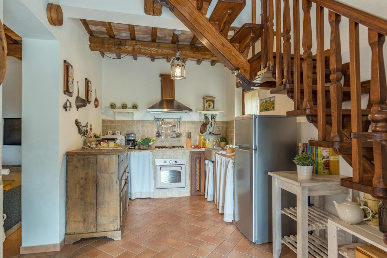 Casale Montegiovi 6, Emma Villas Экстерьер фото